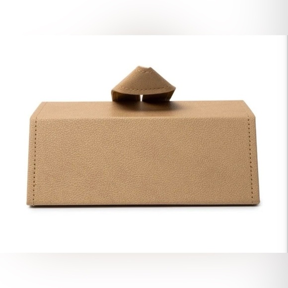 NEW IN POLY Sancia Three Compartment Sunglass Case 🕶️ - Picture 3 of 9